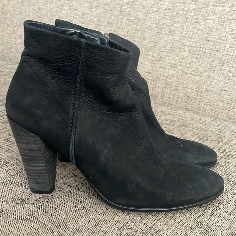 Ecco Black Suede Ankle Boots Booties Size 40